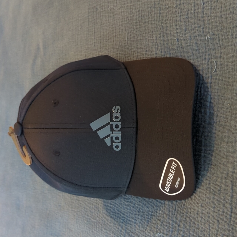 New with tags Adidas hat